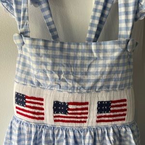 Patriotic Smocked dress from Smocked Auctions!!❤️🤍💙
